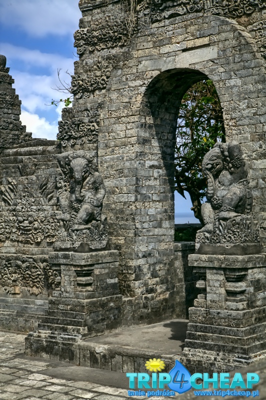 Uluwatu Temple-Bali
