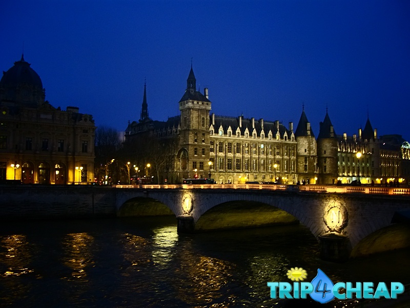 Paryż w nocy
