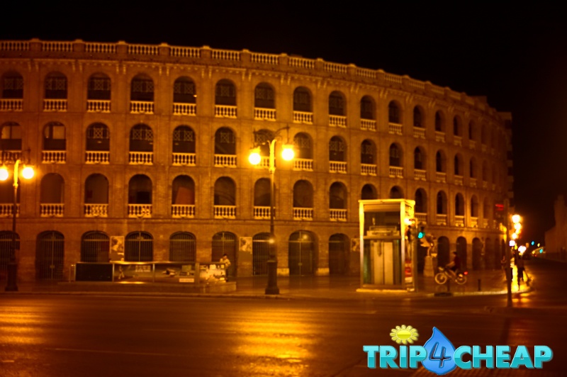 Koloseum w nocy-Walencja