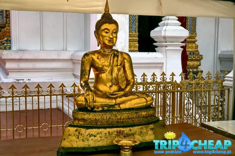 Bangkok-Posąg w Lucky Buddha