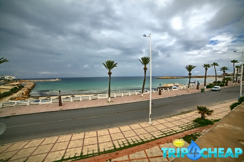 Plaża w Monastyrze-Tunezja