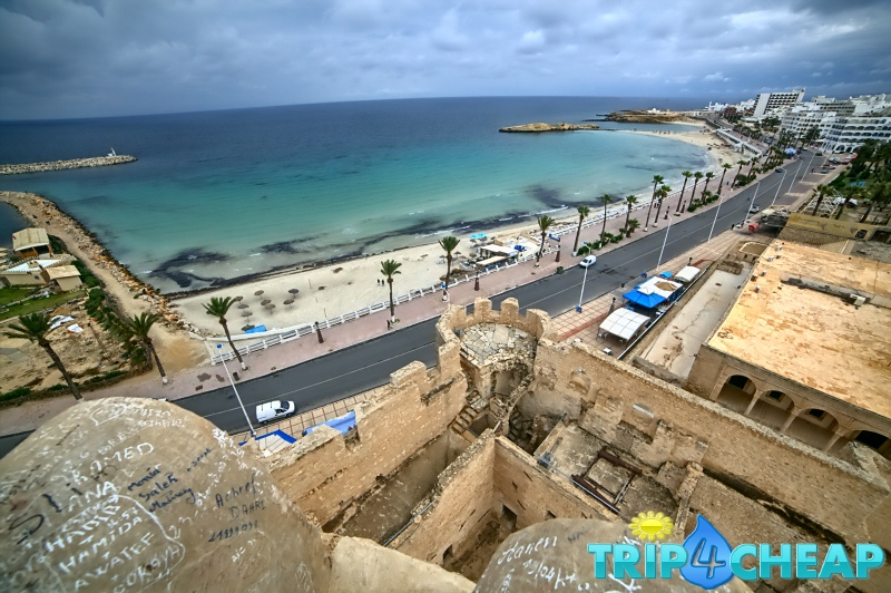 Widok z ribatu-Monastir-Tunezja