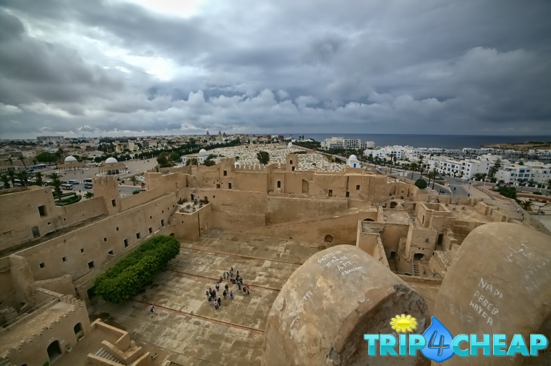 Widok z ribatu-Monastir-Tunezja